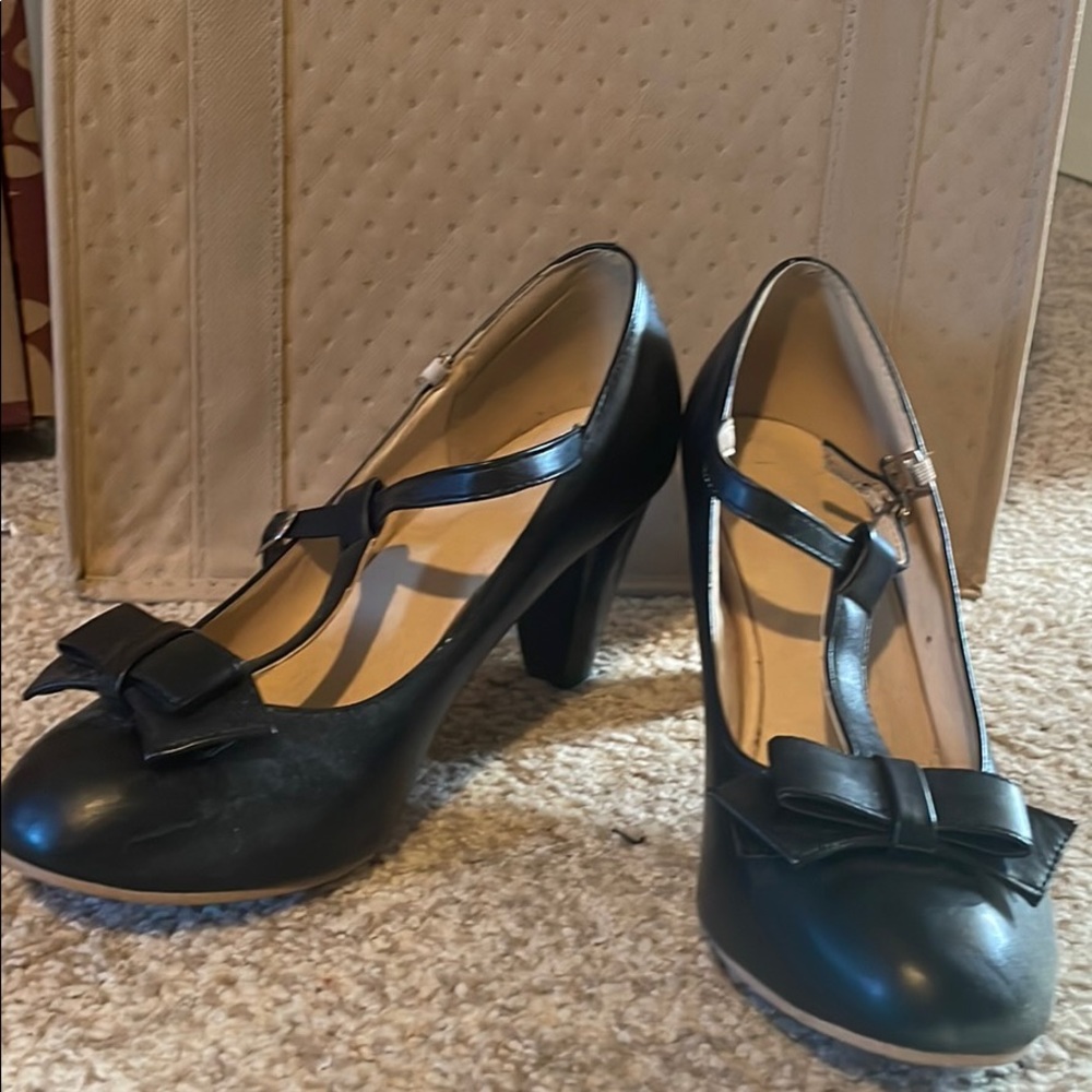 Black Bow Heels